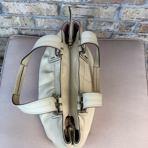 Coach F13732 SoHo Pleated Pebble Cream Leather Shoulder Zipper Bag - Picture 7 of 16